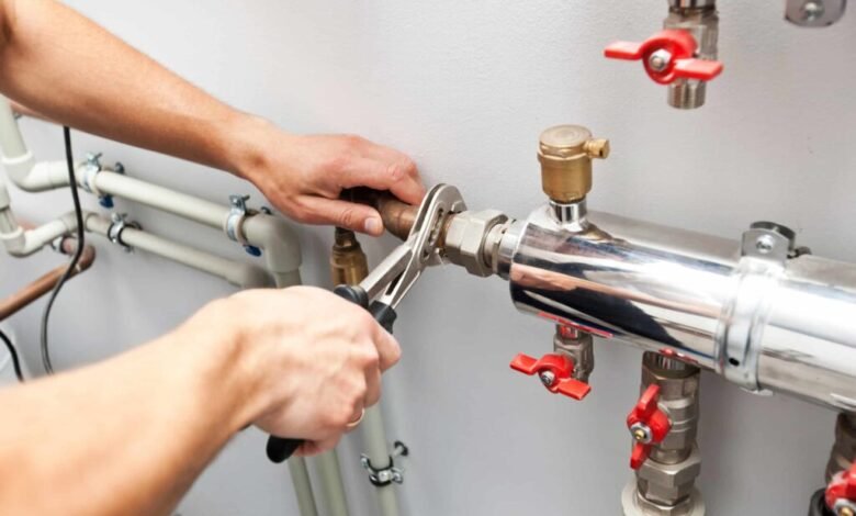 plumbing services in dubai land 1024x662 1 Expert Plumbers for Villa Nova Residents